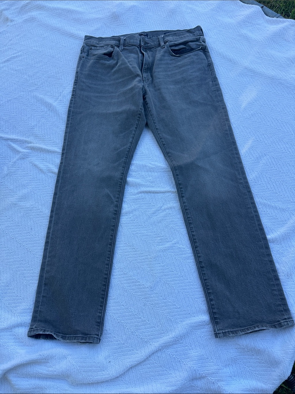J crew Men's Dark Gray Straight-Leg Jeans